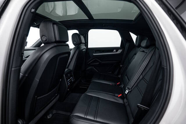 2026 Porsche Cayenne S