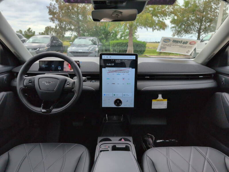 2025 Ford Mustang Mach-E Select