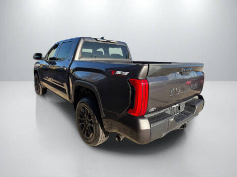 2022 Toyota Tundra SR5