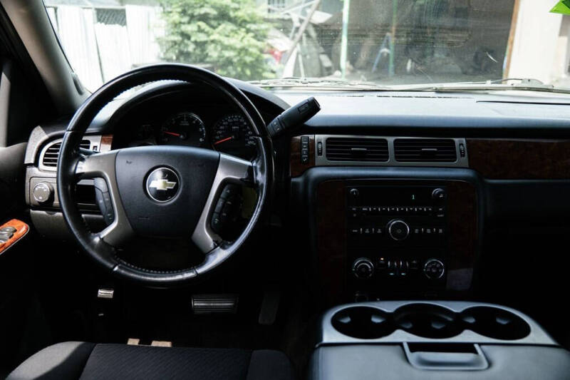 2011 Chevrolet Avalanche LT