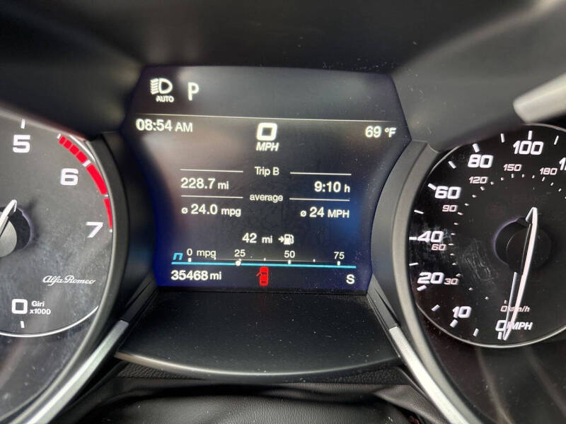 2022 Alfa Romeo Stelvio Ti