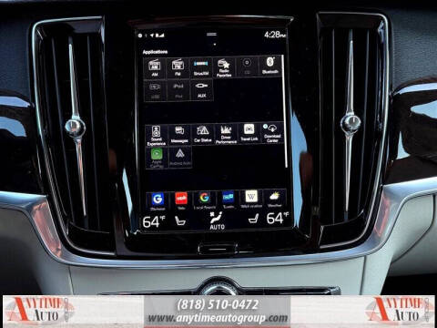 2017 Volvo S90 T6 Momentum