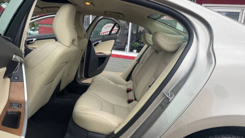 2016 Volvo S60 T5 Inscription Platinum