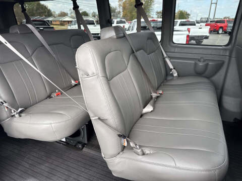 2025 Chevrolet Express LS 3500