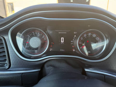 2016 Dodge Challenger R/T Plus