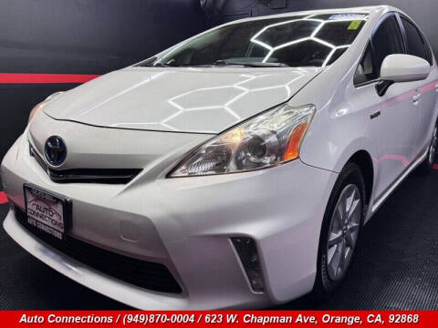 2013 Toyota Prius v Three