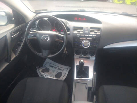 2010 Mazda MAZDA3 i Touring