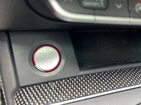 2018 Audi SQ5 3.0T quattro Premium Plus