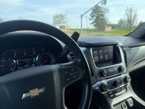2017 Chevrolet Suburban LS