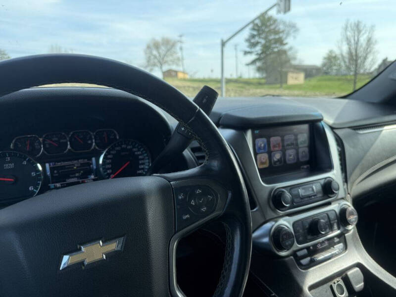 2017 Chevrolet Suburban LS