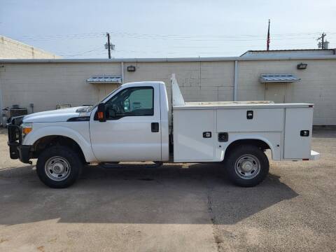 2014 Ford F-250 Super Duty for sale at A ASSOCIATED VEHICLE SALES in Weatherford TX