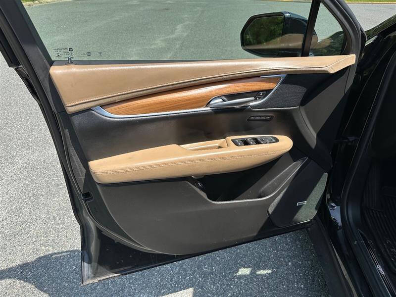 2018 Cadillac XT5 Platinum