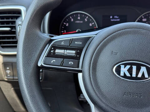 2022 Kia Sportage LX