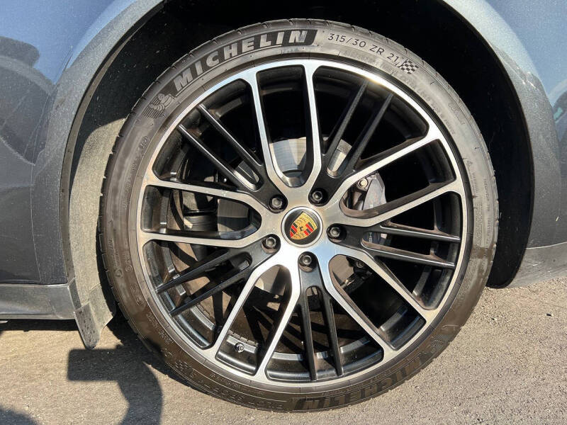 2021 Porsche Panamera