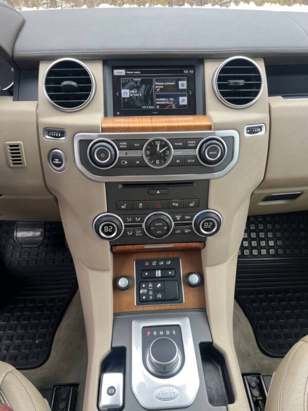 2016 Land Rover LR4 HSE LUX