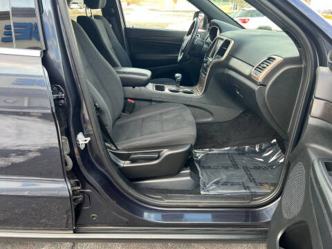 2015 Jeep Grand Cherokee Laredo