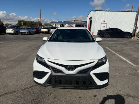 2021 Toyota Camry for sale at GREAT CHOICE AUTO SALES LLP in Albuquerque NM