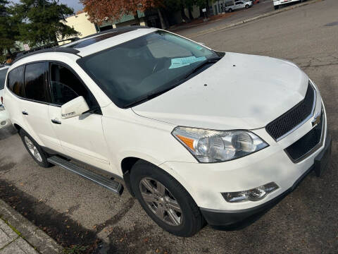 2011 Chevrolet Traverse for sale at Blue Line Auto Group in Portland OR