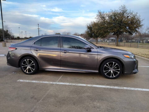 2018 Toyota Camry SE