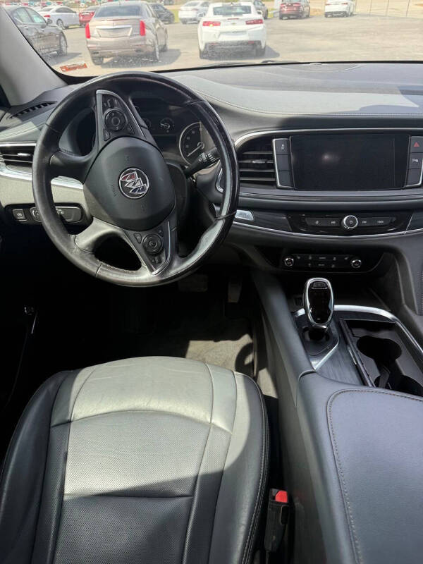 2021 Buick Enclave Essence