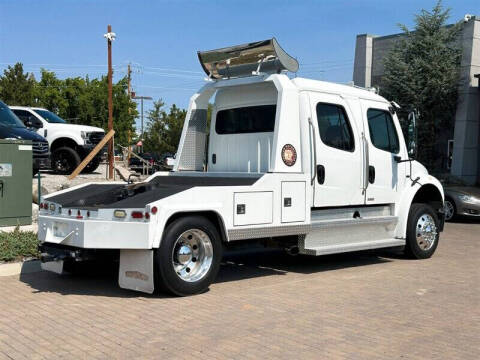 2006 Freightliner M2 106