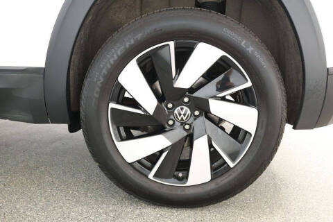 2024 Volkswagen Atlas Cross Sport SE 4Motion