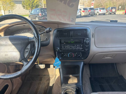 1999 Ford Explorer XLT