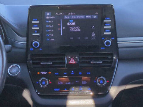 2022 Hyundai Ioniq Hybrid SE