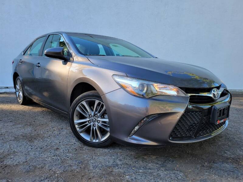 2017 Toyota Camry for sale at Planet Cars in Berkeley CA