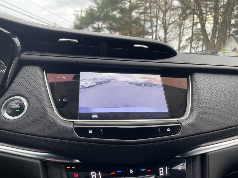 2022 Cadillac XT5 Luxury