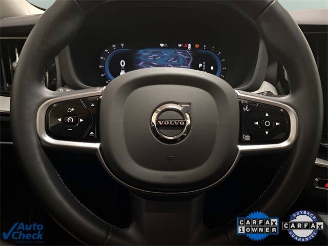 2025 Volvo XC60 B5 Plus Dark Theme