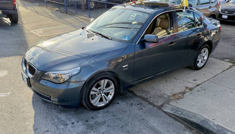 2010 BMW 5 Series 528i xDrive