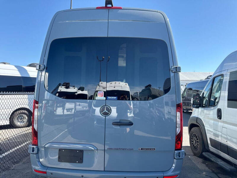 2025 Mercedes-Benz Sprinter
