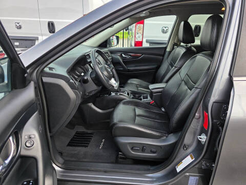 2020 Nissan Rogue SL