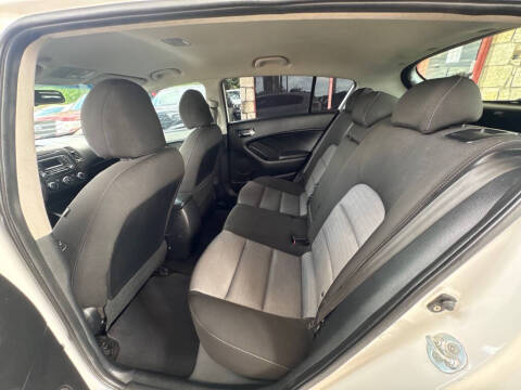 2016 Kia Forte5 LX