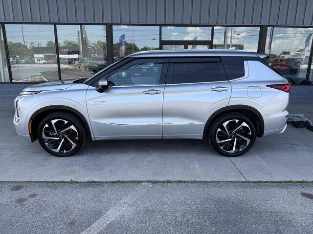 2025 Mitsubishi Outlander PHEV SEL