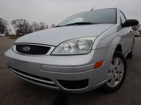 2006 Ford Focus for sale at Car Luxe Motors in Crest Hill IL