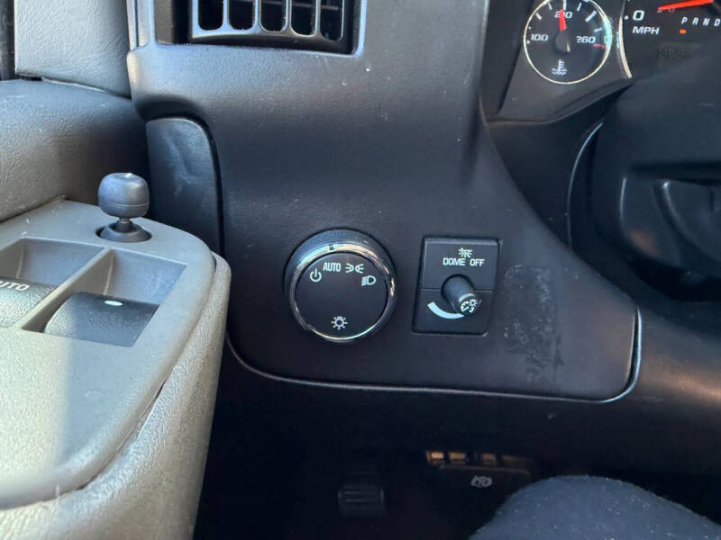 2015 GMC Savana LT 3500
