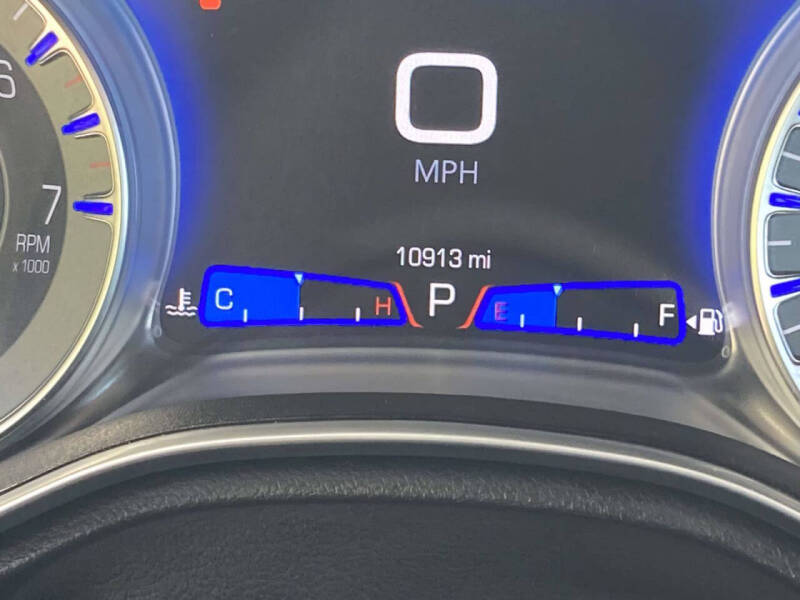 2023 Chrysler 300 Touring L