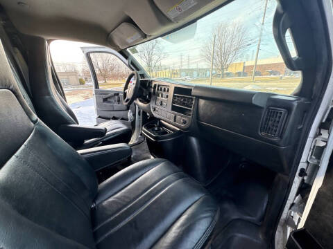 2016 Chevrolet Express 2500