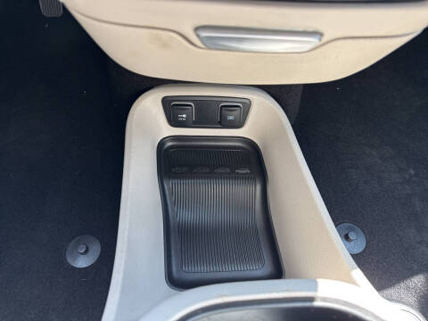 2017 Chrysler Pacifica Touring-L Plus
