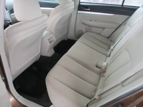 2011 Subaru Legacy 2.5i Premium