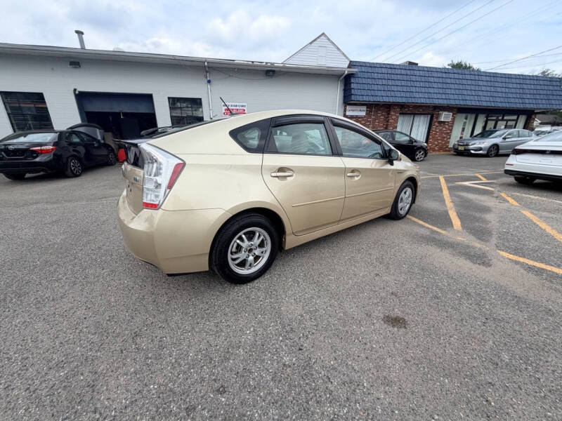 2011 Toyota Prius Two
