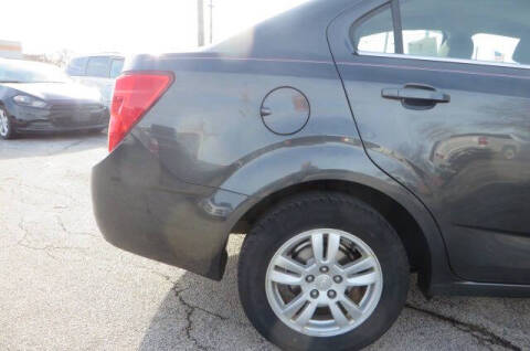 2016 Chevrolet Sonic LT Auto