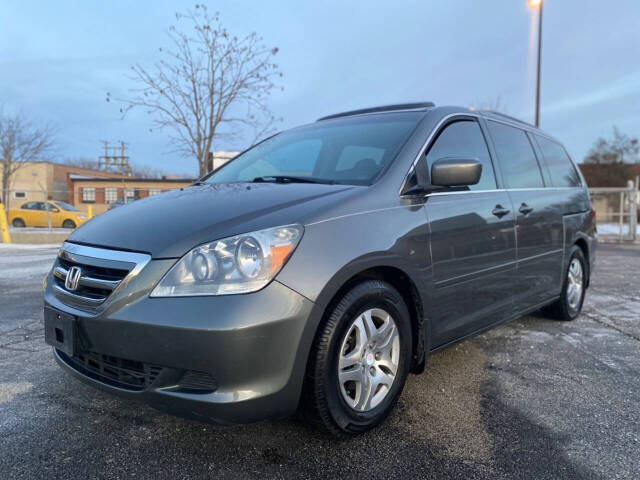 2007 Honda Odyssey for sale at Ideal Cars LLC in Skokie, IL