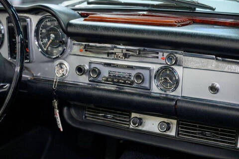 1970 Mercedes-Benz 280-Class