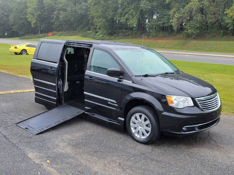2014 Chrysler WHEELCHAIR VAN