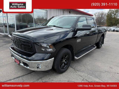 2017 RAM 1500 SLT