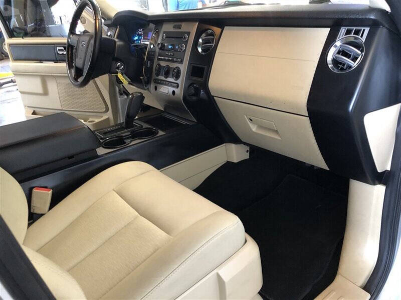 2016 Ford Expedition XL Fleet