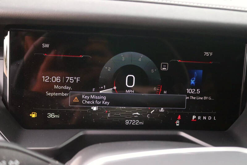 2024 GMC Acadia Elevation